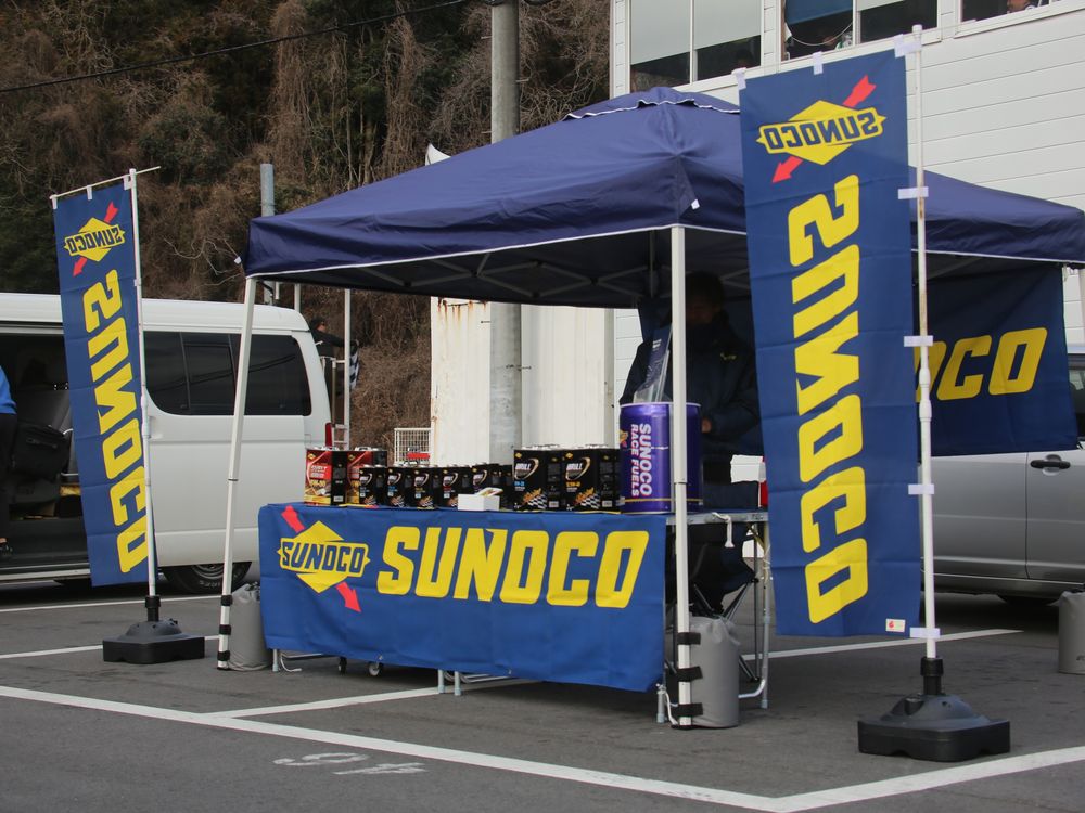 SUNOCOオイルの出展ブース
